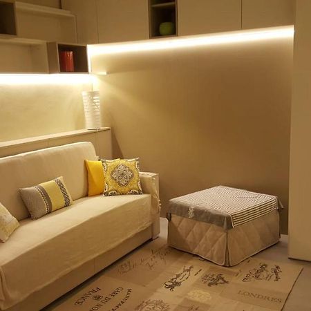 לוקה Incantevole Monolocale Con Giardino מראה חיצוני תמונה