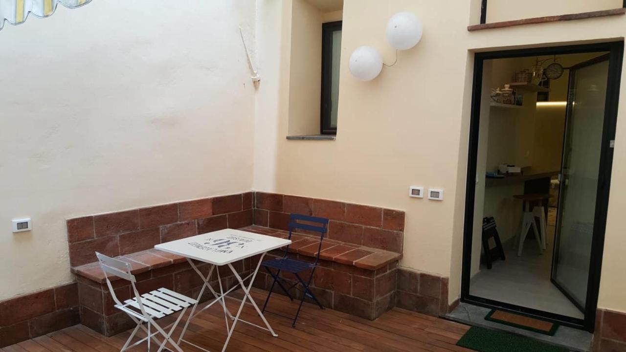 לוקה Incantevole Monolocale Con Giardino מראה חיצוני תמונה
