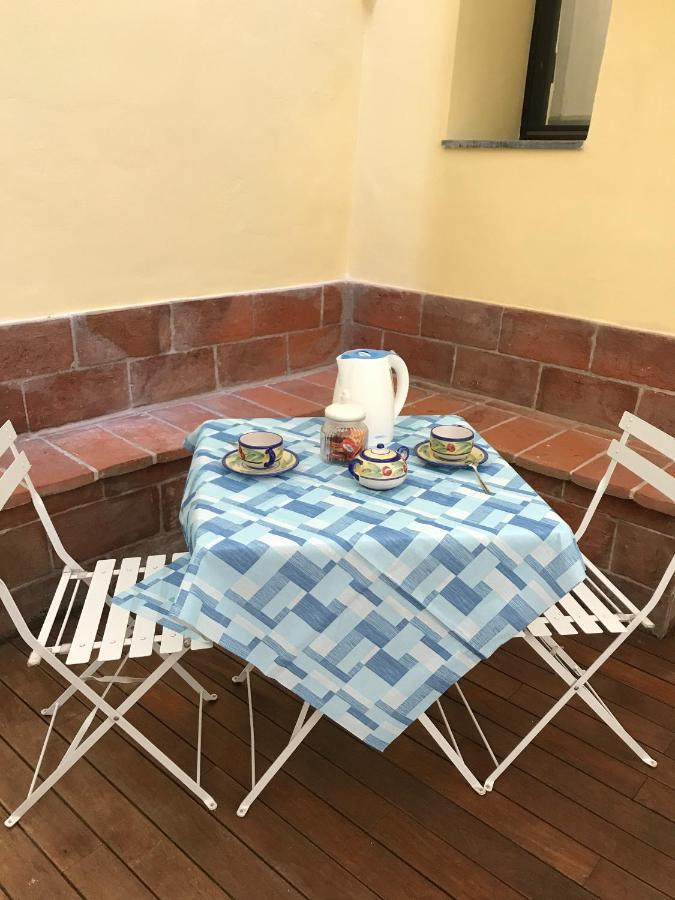 לוקה Incantevole Monolocale Con Giardino מראה חיצוני תמונה